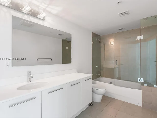 92 SW 3rd Street # 510, Miami FL 33130