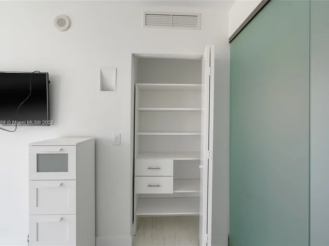 92 SW 3rd Street # 510, Miami FL 33130