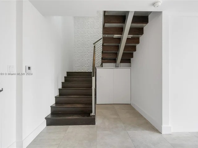 92 SW 3rd Street # 510, Miami FL 33130