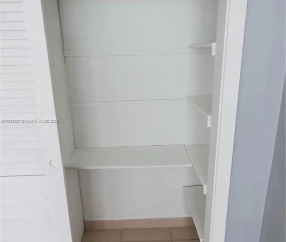 7545 E Treasure Dr # 7C, North Bay Village FL 33141