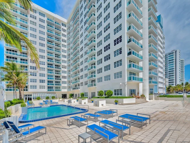 6917 Collins Ave # 1009, Miami Beach FL 33141