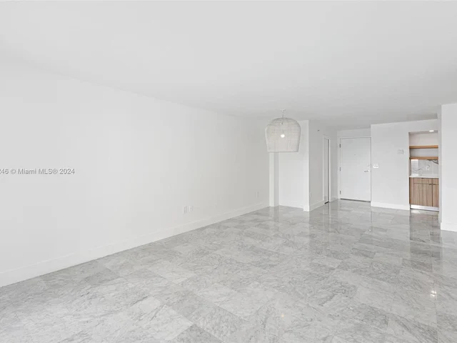 6917 Collins Ave # 1009, Miami Beach FL 33141