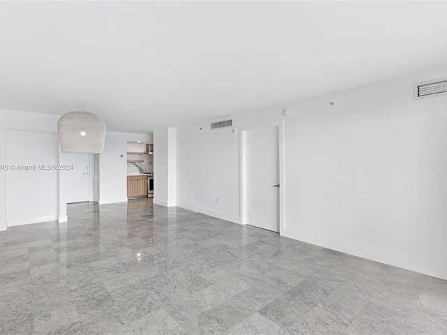 6917 Collins Ave # 1009, Miami Beach FL 33141
