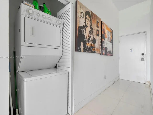 7934 West Dr # 904, North Bay Village FL 33141