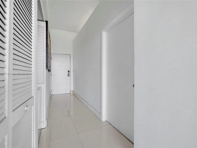 7934 West Dr # 904, North Bay Village FL 33141