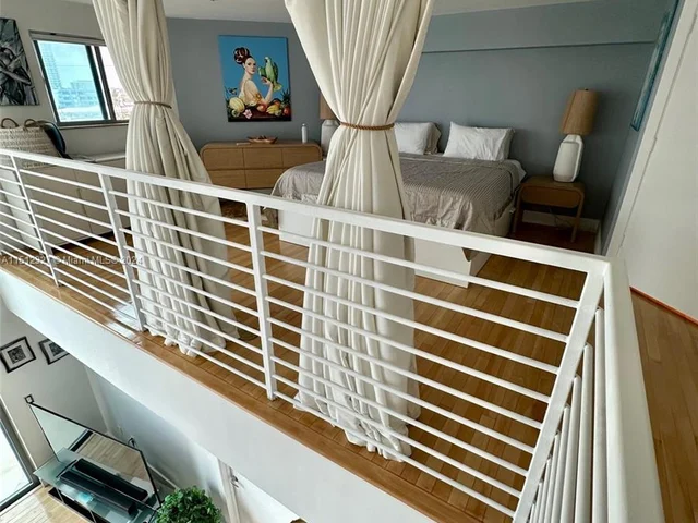 7728 Collins Ave # 16, Miami Beach FL 33141