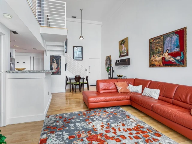 7728 Collins Ave # 16, Miami Beach FL 33141