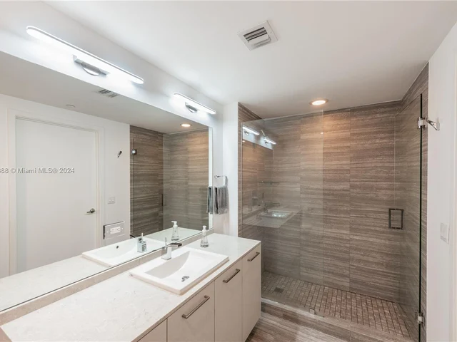 1010 Brickell Ave # 4406, Miami FL 33131