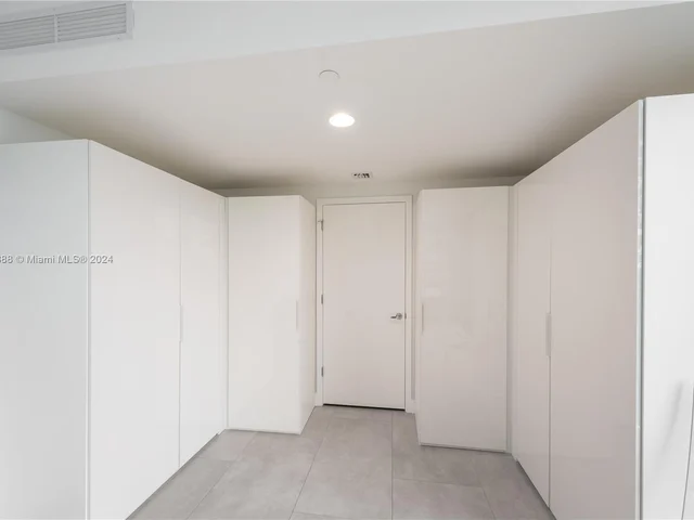 1010 Brickell Ave # 4406, Miami FL 33131