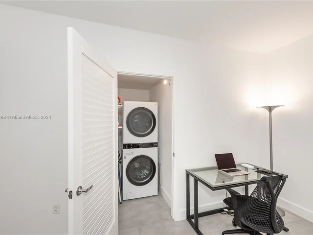 1010 Brickell Ave # 4406, Miami FL 33131