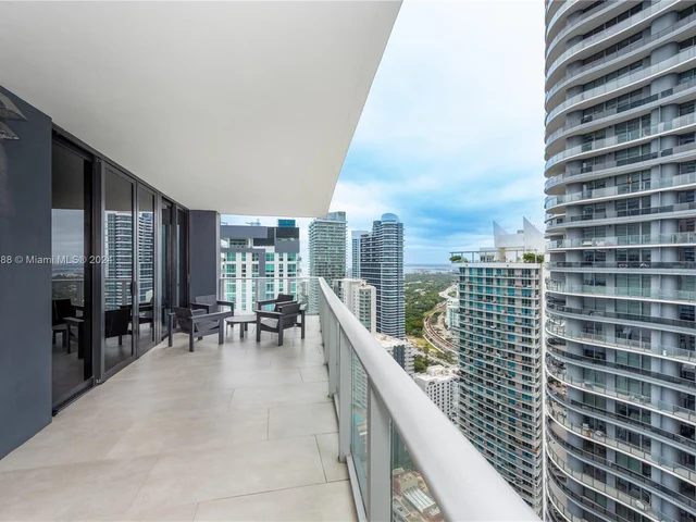 1010 Brickell Ave # 4406, Miami FL 33131