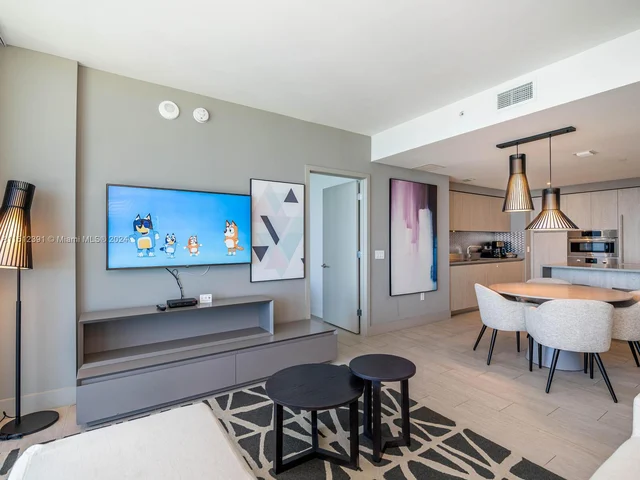 4010 S Ocean Dr # R3305, Hollywood FL 33019