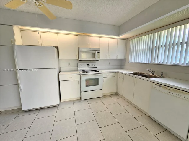 2504 SE 19th Pl # A, Homestead FL 33035