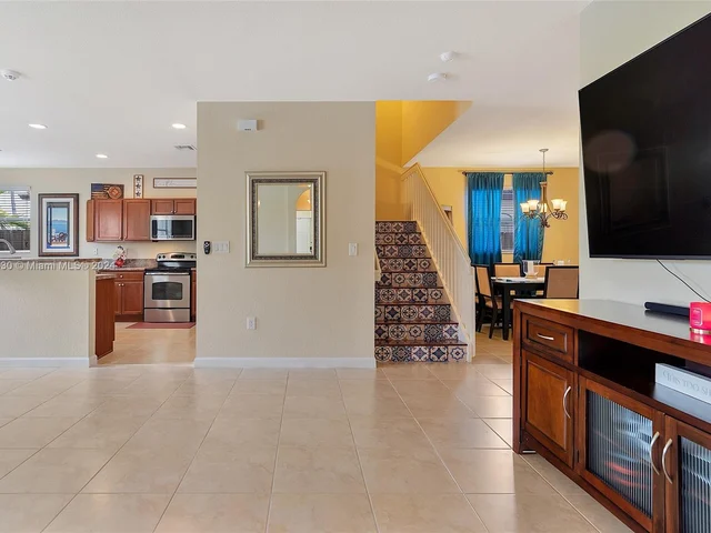 4374 SW 164th Ct, Miami FL 33185