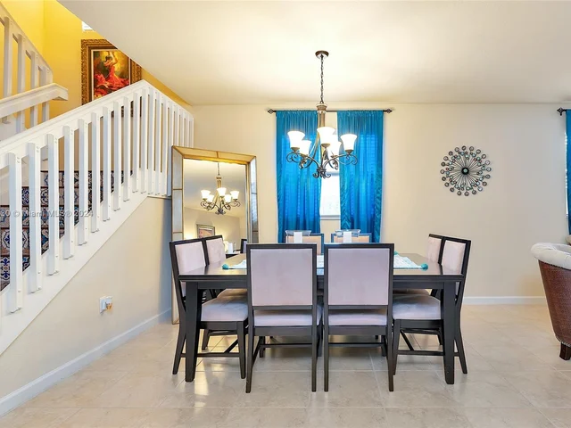 4374 SW 164th Ct, Miami FL 33185