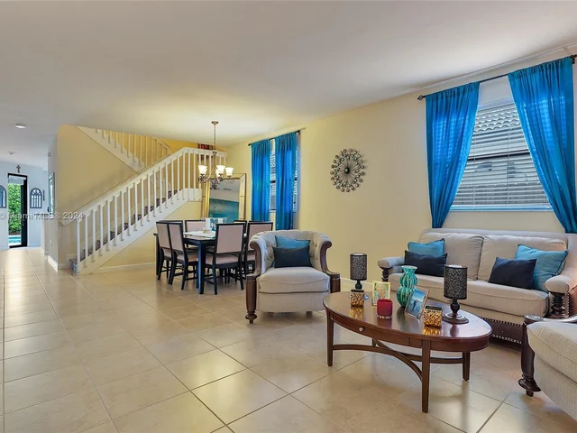 4374 SW 164th Ct, Miami FL 33185