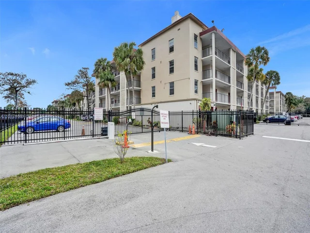 2601 NW 48th Ter # 252, Lauderdale Lakes FL 33313