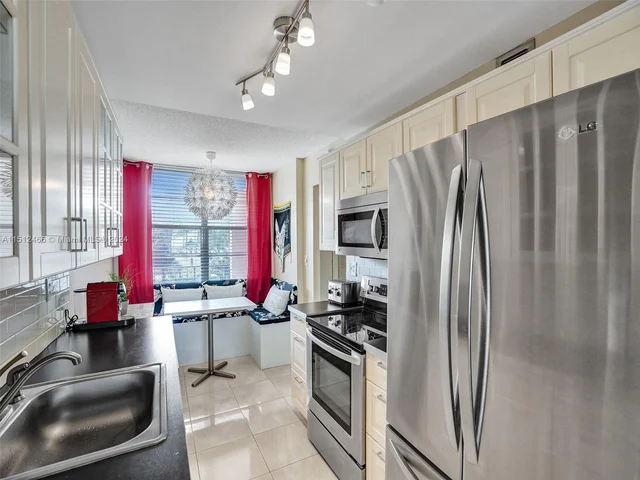 2601 NW 48th Ter # 252, Lauderdale Lakes FL 33313