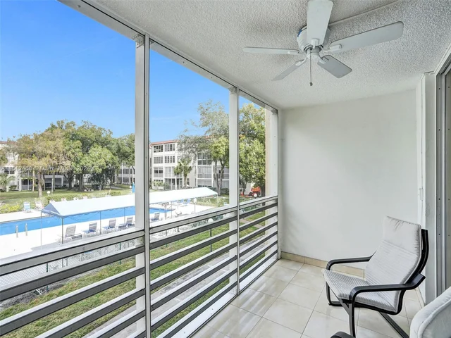 2601 NW 48th Ter # 252, Lauderdale Lakes FL 33313