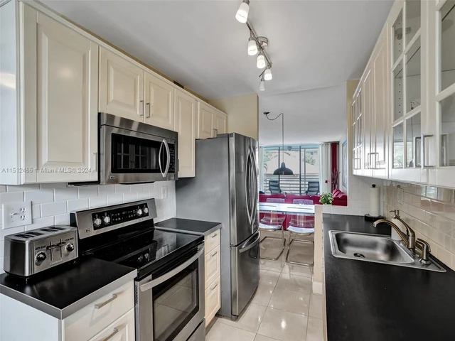 2601 NW 48th Ter # 252, Lauderdale Lakes FL 33313