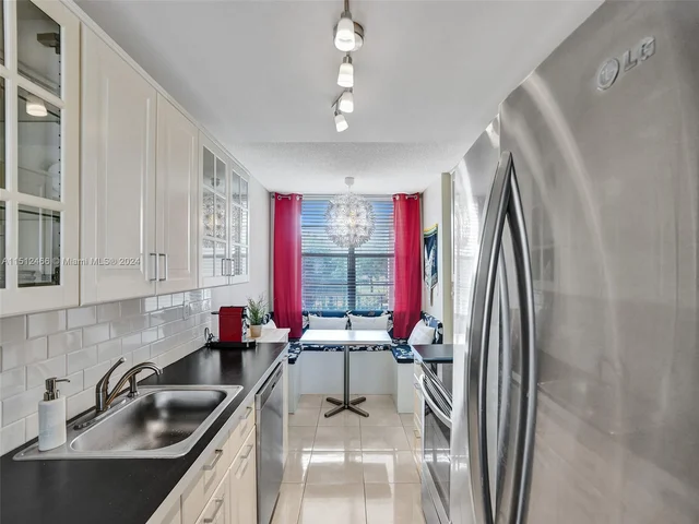 2601 NW 48th Ter # 252, Lauderdale Lakes FL 33313