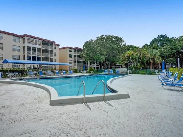 2601 NW 48th Ter # 252, Lauderdale Lakes FL 33313