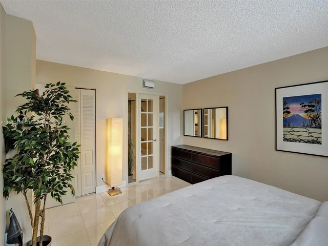 2601 NW 48th Ter # 252, Lauderdale Lakes FL 33313