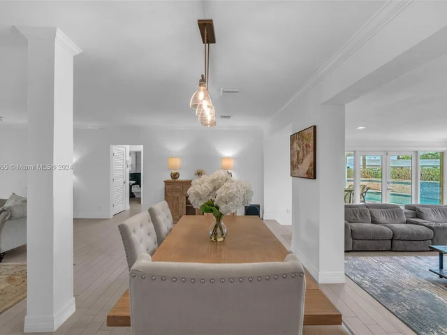 1206 Adams St, Hollywood FL 33019