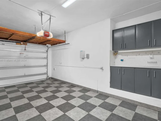 1206 Adams St, Hollywood FL 33019