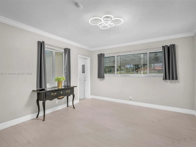 1206 Adams St, Hollywood FL 33019