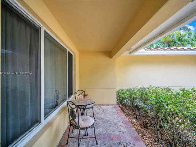 1206 Adams St, Hollywood FL 33019