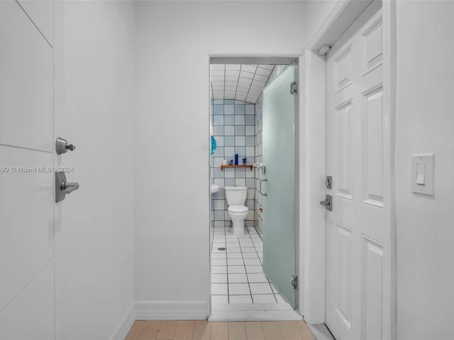 1206 Adams St, Hollywood FL 33019