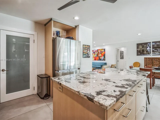 2841 NE 14th Ave, Wilton Manors FL 33334