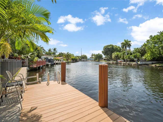 2841 NE 14th Ave, Wilton Manors FL 33334