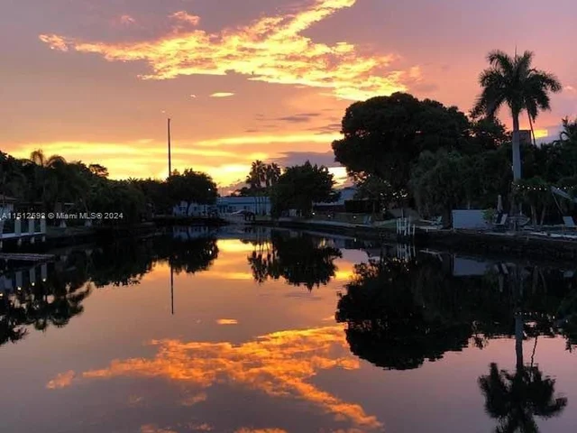 2841 NE 14th Ave, Wilton Manors FL 33334