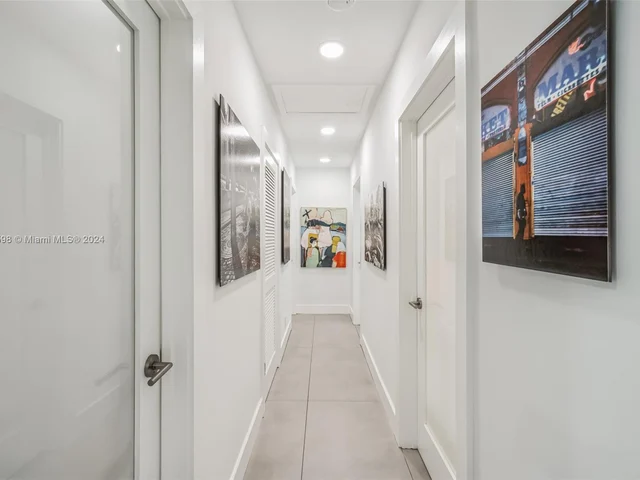 2841 NE 14th Ave, Wilton Manors FL 33334