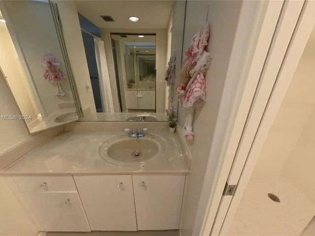 1151 SW 128th Ter # 411D, Pembroke Pines FL 33027