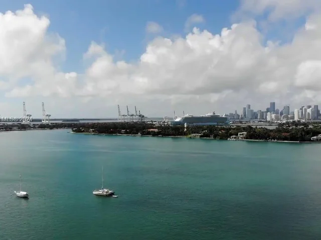 1200 West Ave # 824, Miami Beach FL 33139