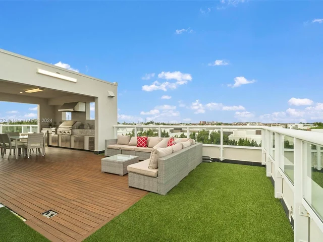 6671 NW 105th Ave, Doral FL 33178