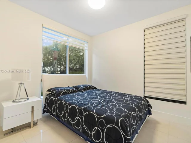 6671 NW 105th Ave, Doral FL 33178