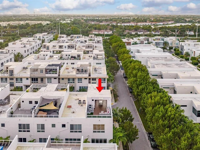 6671 NW 105th Ave, Doral FL 33178