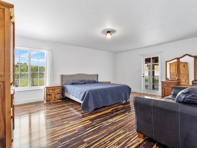 19101 SW 248th St, Homestead FL 33031