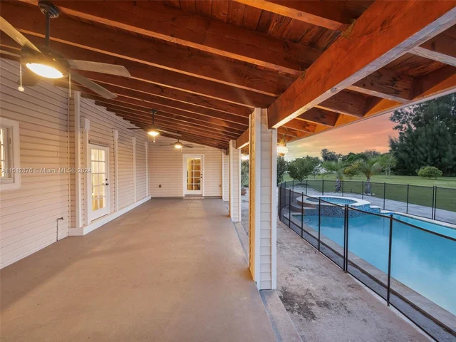 19101 SW 248th St, Homestead FL 33031