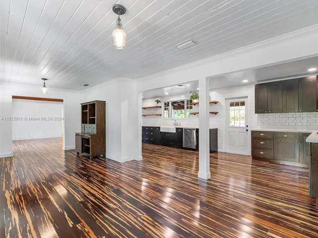 19101 SW 248th St, Homestead FL 33031