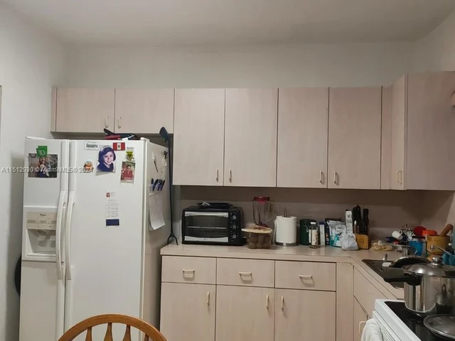 1173 NW 29th St, Miami FL 33127