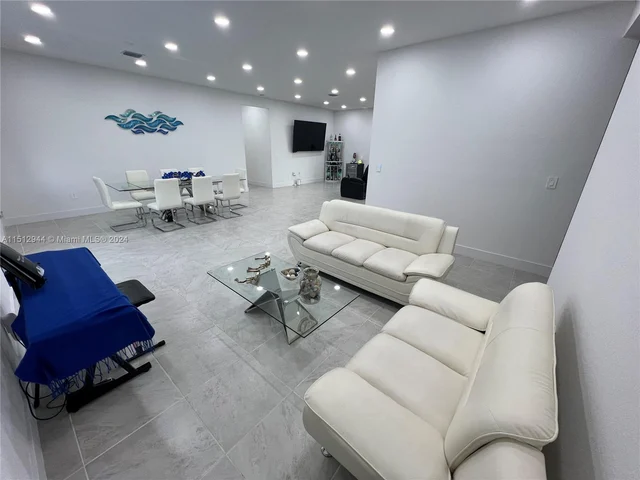 13173 SW 221st St Rd, Miami FL 33170