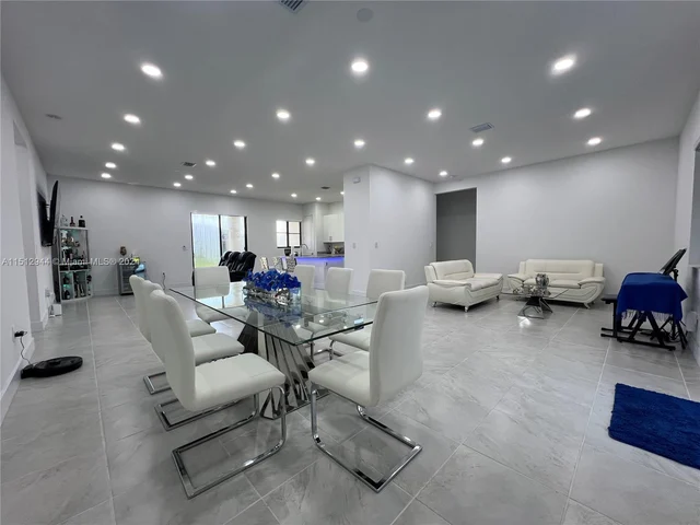 13173 SW 221st St Rd, Miami FL 33170