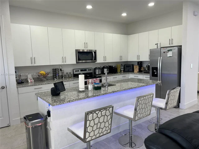 13173 SW 221st St Rd, Miami FL 33170