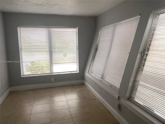 2800 SW 7th St # 0, Fort Lauderdale FL 33312