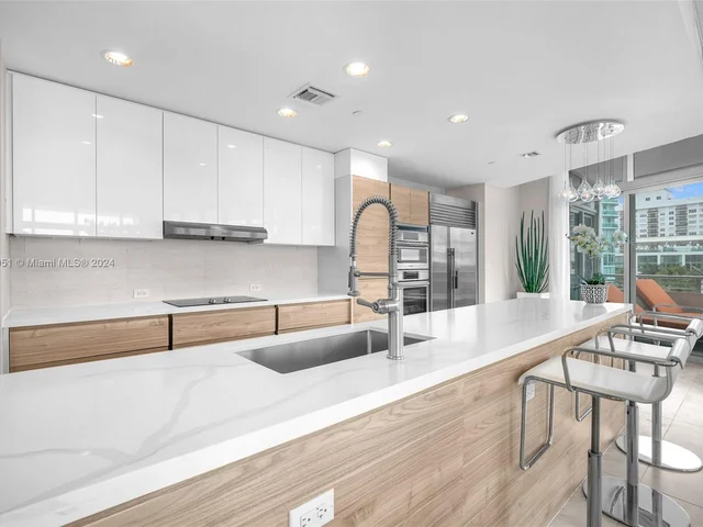 6101 Aqua Ave # 501, Miami Beach FL 33141